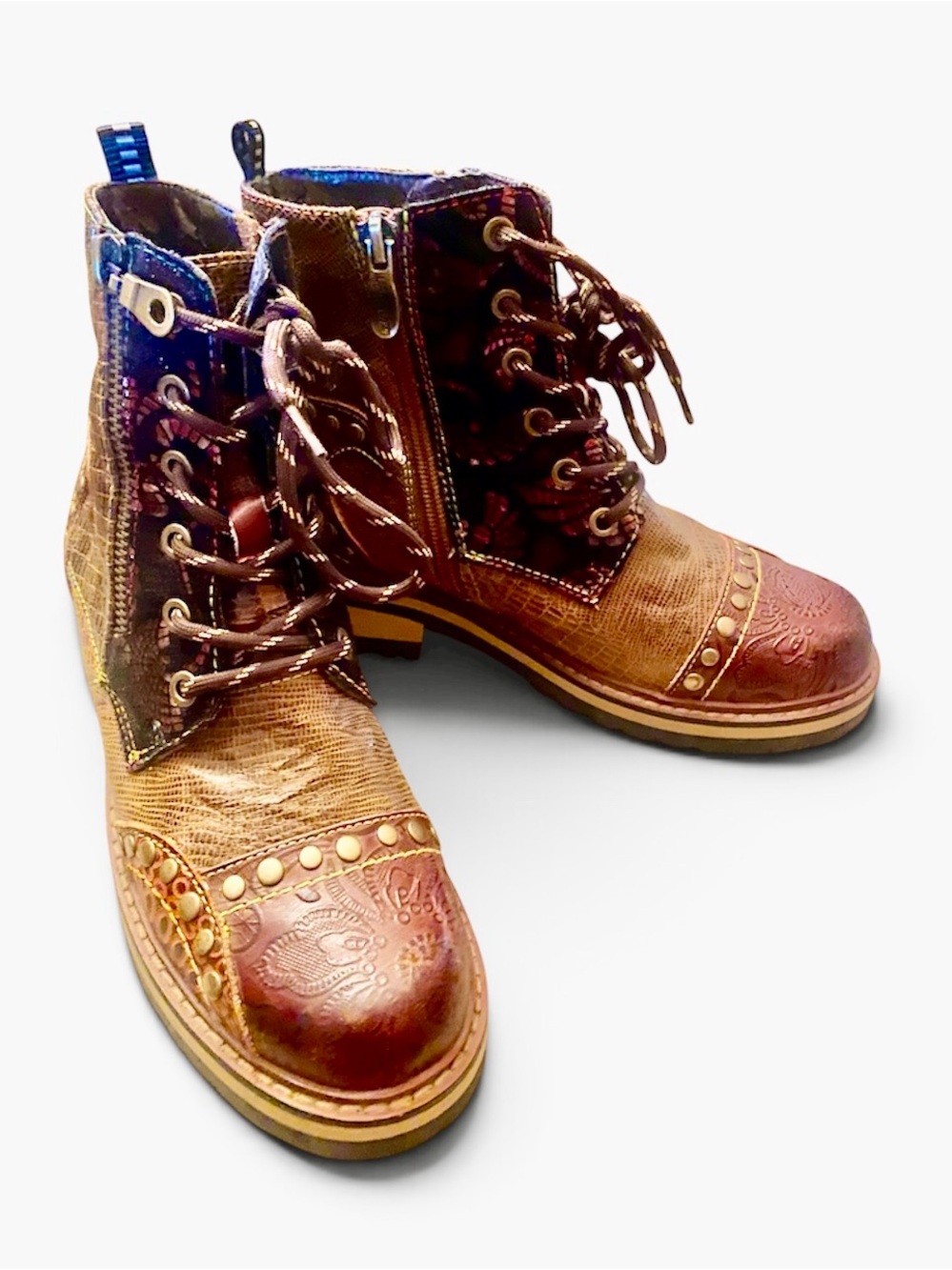 L’Artiste Rugup Leather/Textile Boots